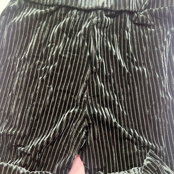 SHEIN Size Medium Green Flare Boot Cut Pants NWOT Holiday Pants - Picture 5 of 9